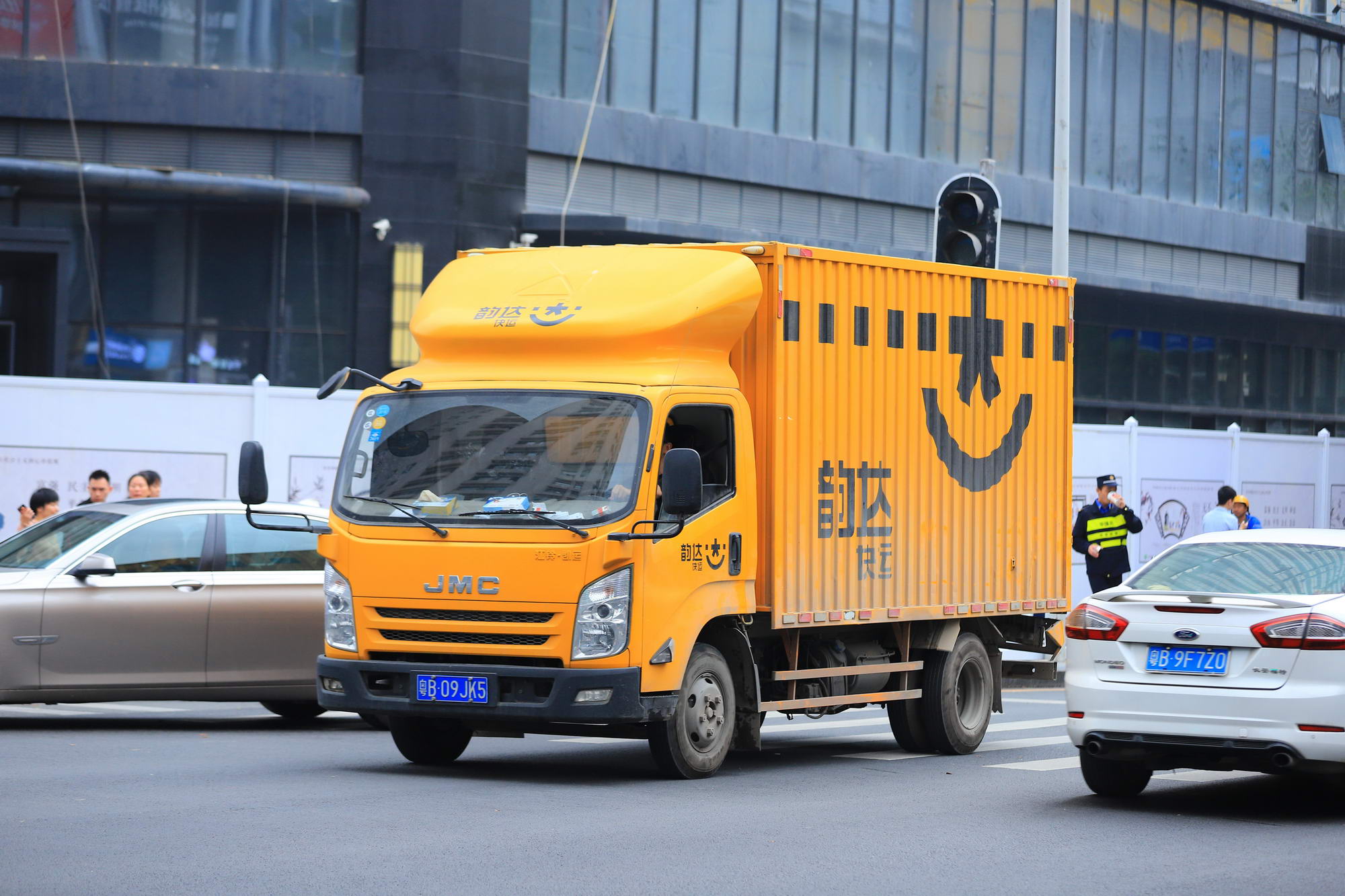 韵达7月快递服务单票收入降幅居四大快递企业之首 跌近4成